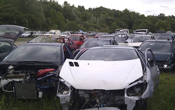 Aperçu des activités de la casse automobile TILT AUTO située à BRISCOUS (64240)
